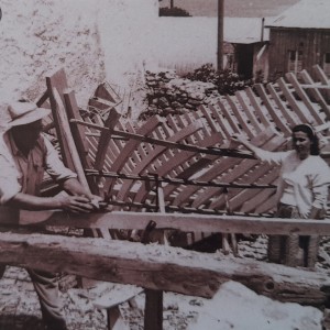 Κατασκευάζοντας σκαρί στη Σκόπελο